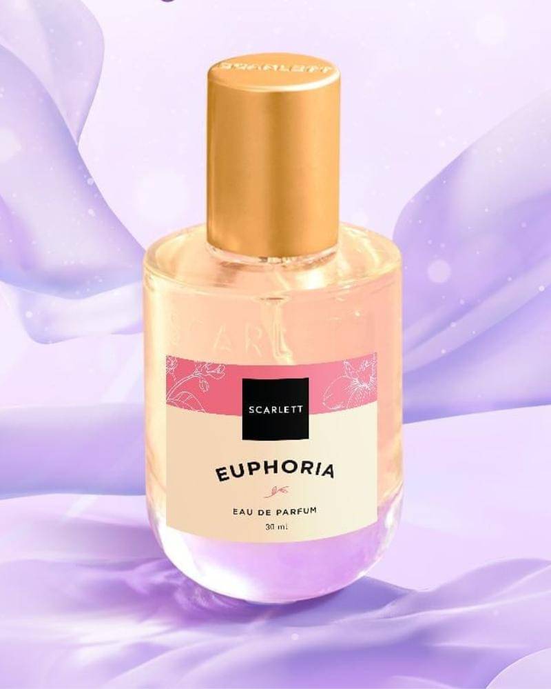 Instagram/scarlett_whitening